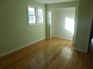 2735 N Ridgeway Ave, Chicago, IL 60647