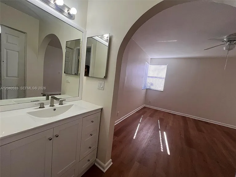 5661 Riverside Dr #101B7 — Photo 18