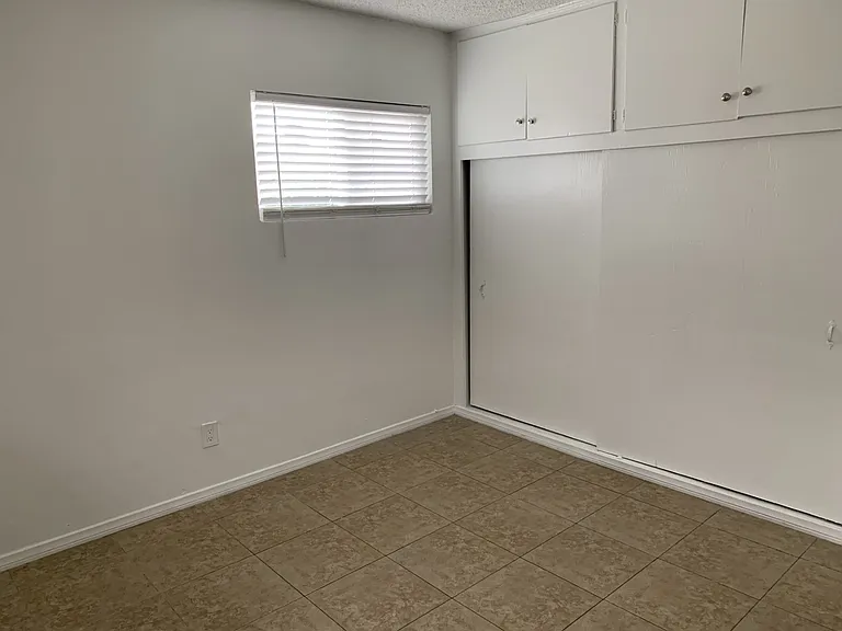 312 N Rose St #6F — Photo 6