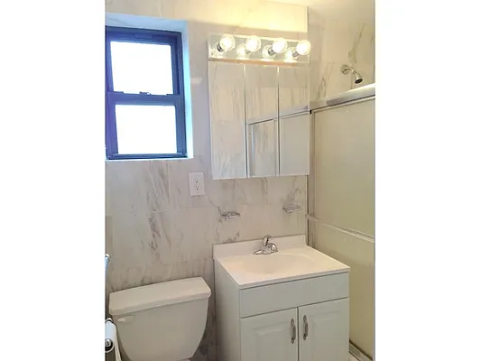 Rented by Mirador Real Estate | media 21