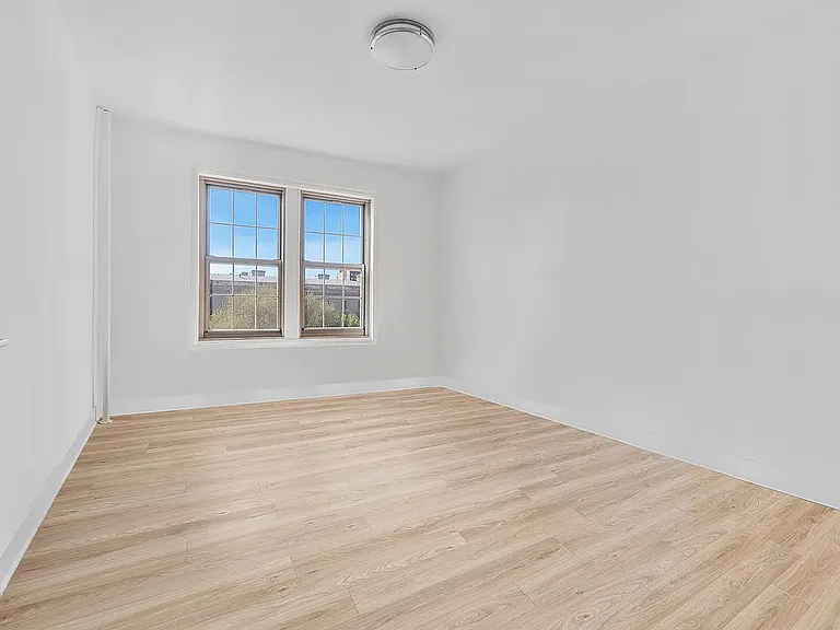 1100 Grand Concourse #4B — Photo 7