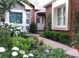14341 Walnut Creek Dr, Chesterfield, MO