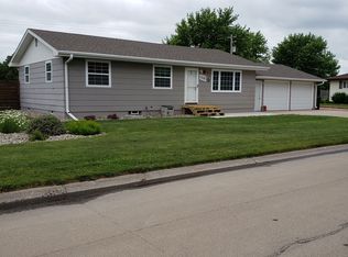 509 Saint Johns Dr, Atkinson, NE 68713