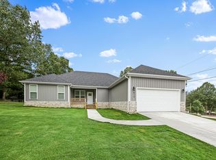 417 Barton Pl, Neosho, MO 64850