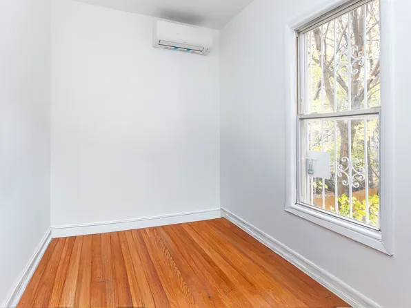 610 East 181st Street image 8 of 14