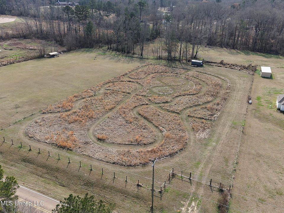 1st image of 165 Church Rd