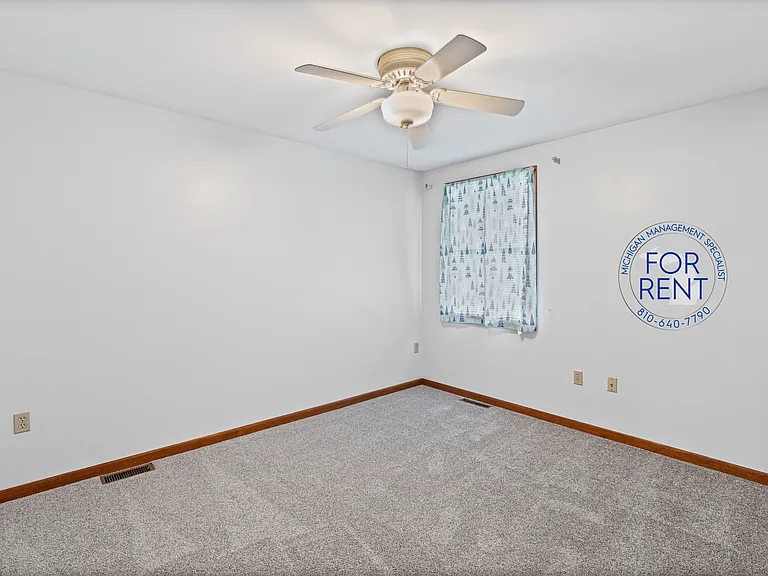 3263 Silverwood Dr #1 — Photo 30
