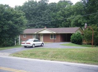 260 Carver Rd, Martinsville, VA 24112