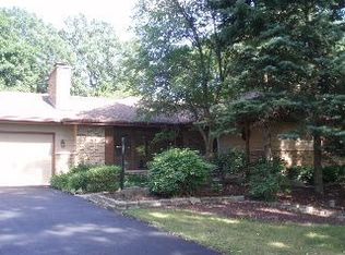 8S311 College Rd, Naperville, IL 60540