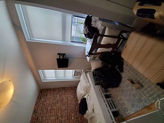 Rented by BRICK & GALO REALTY CORP | media 16