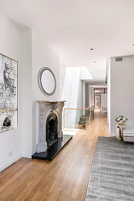 Rented by Compass | media 39