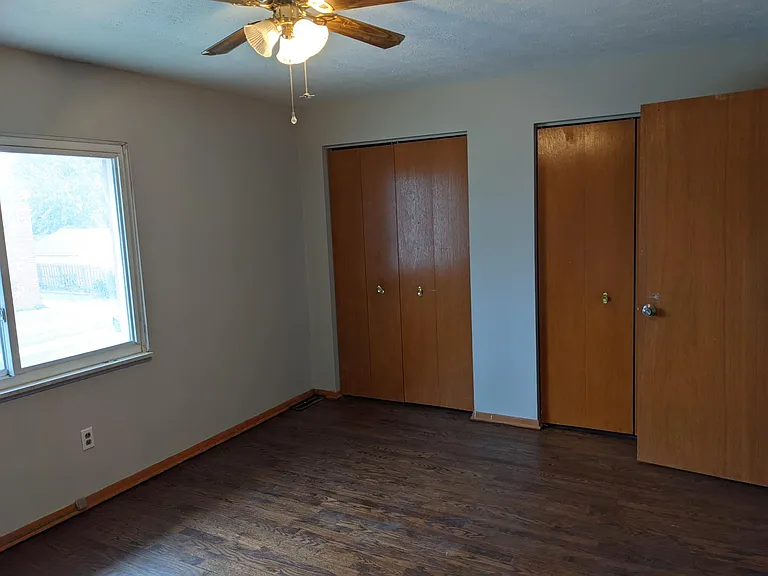 1518 Empire Rd — Photo 5
