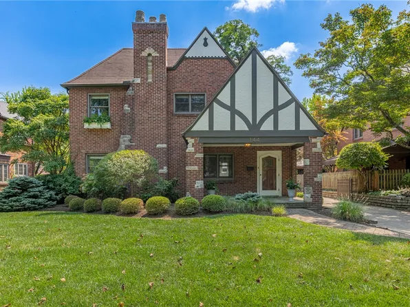 144 Patterson Rd, Dayton, OH 45419
