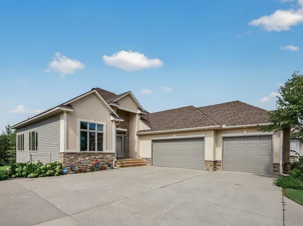 11880 Dunkirk Cir NE, Blaine, MN 55449