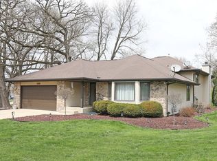 102 Chanticleer Ln SE, Poplar Grove, IL 61065
