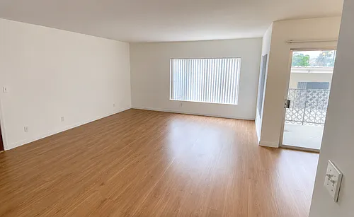 1528 Euclid St #7 Photo 1
