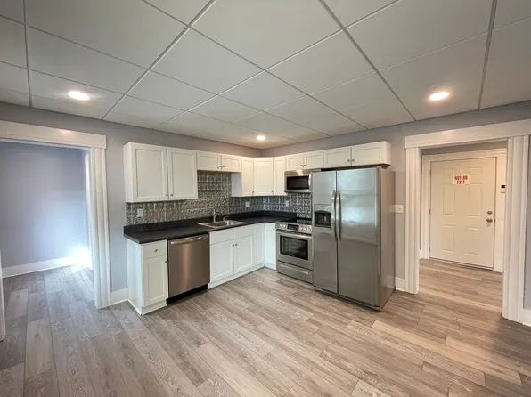 37 Salmon St #2, Manchester, NH 03104