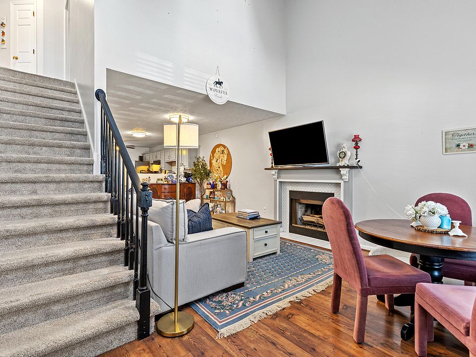 4653 Hartland Pkwy, Lexington, KY 40515 Zillow