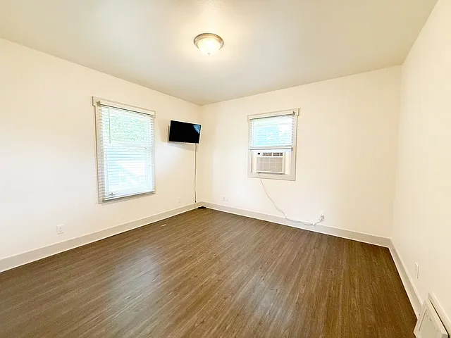 721 Pennsylvania Ave — Photo 14