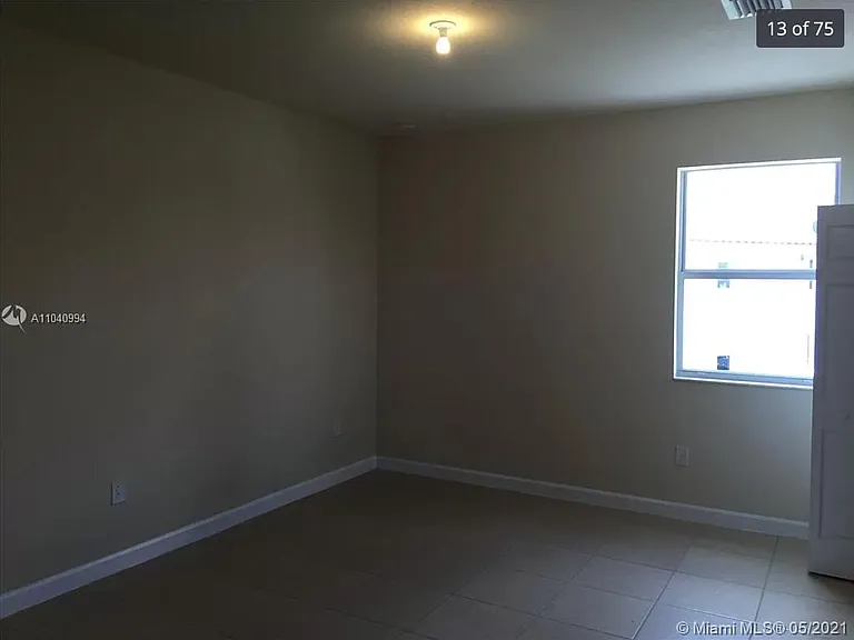 9520 SW 171st Ct — Photo 7