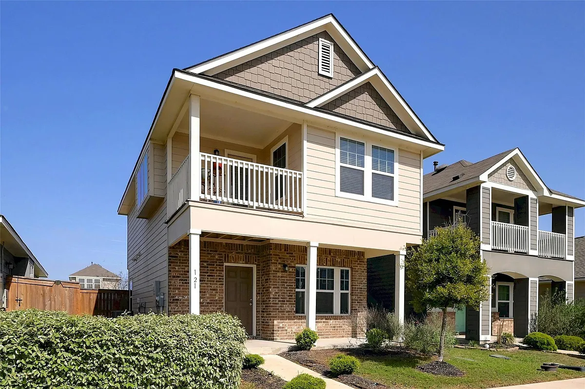 Building Photo - 121 Switchgrass St