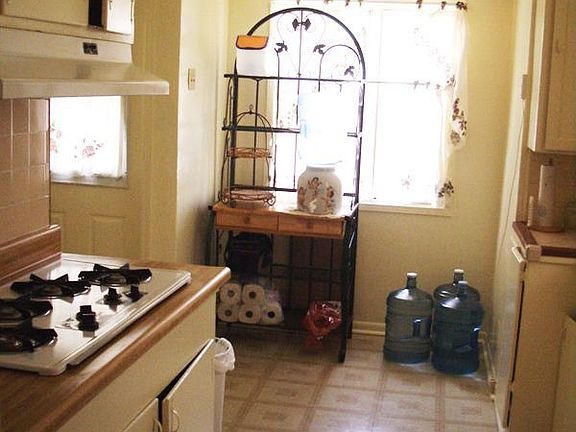 Kitchen leading to back door