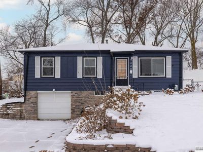 7420 S 72nd Ave, La Vista, NE, 68128