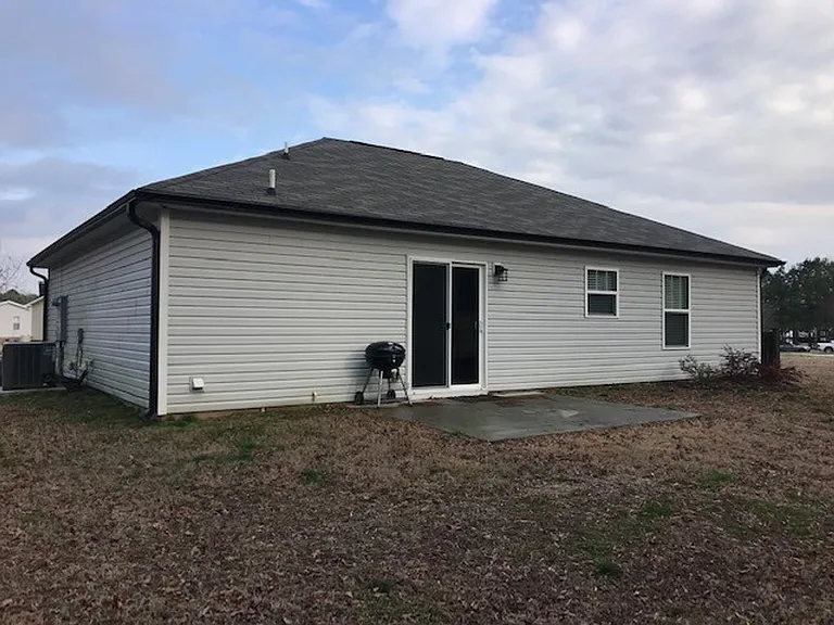 111 Hunters Landing Dr — Photo 17