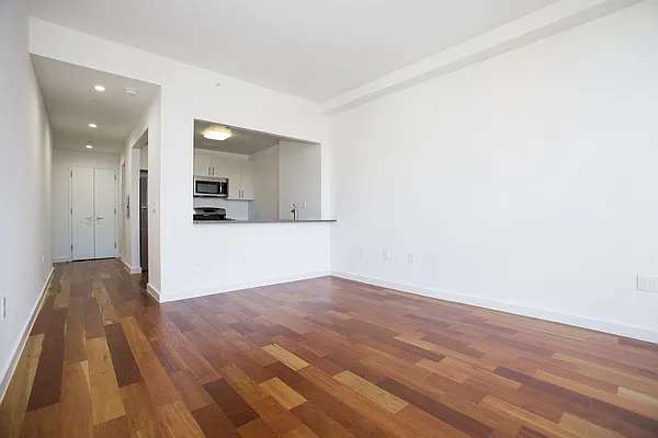 Rented by REAL New York | media 17