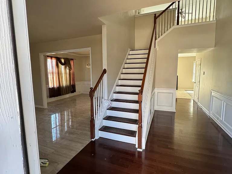 77 Stallion Way — Photo 2