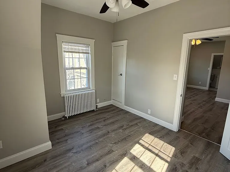 16 Magnolia Ave — Photo 3