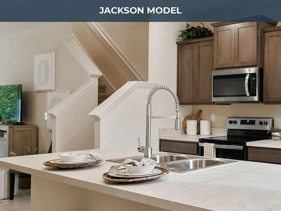 1st image of 519 Spanish Oaks Way