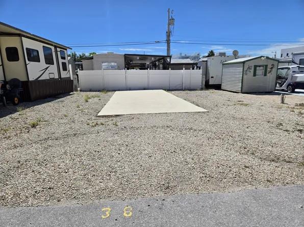 325 Calusa St #38, Key Largo, FL 33037