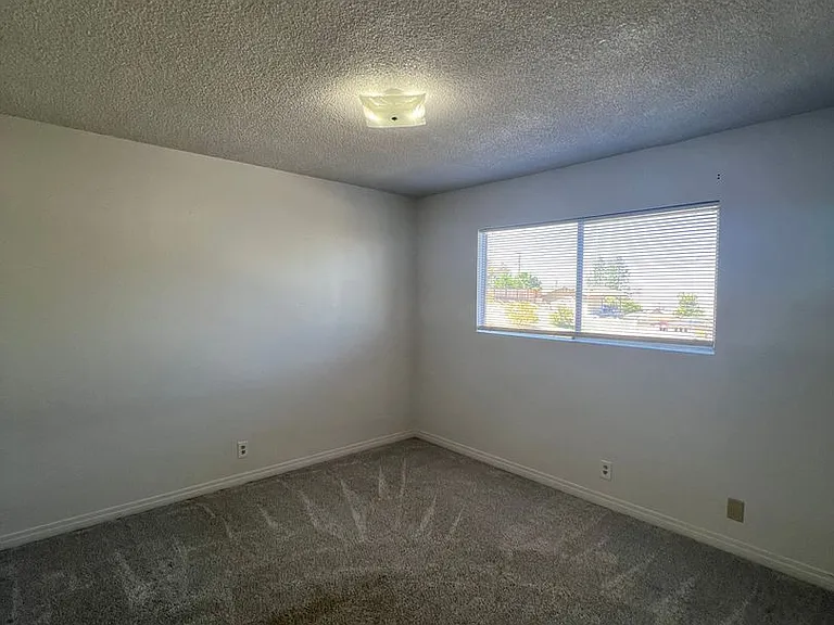 Washington Ave 512 — Photo 9