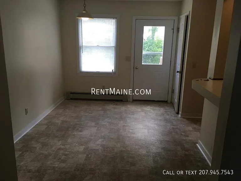 63 Valley View Ln #C — Photo 3