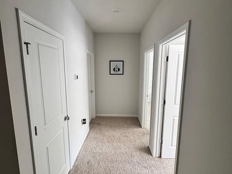 Verona Dr — Photo 16