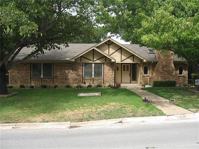 1st image of 6125 Glenview Dr