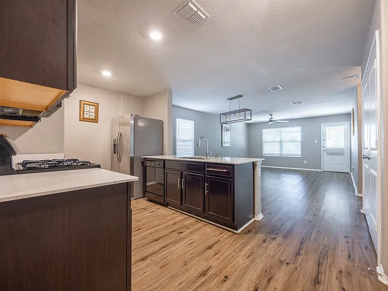 5661 McClelland St — Photo 16