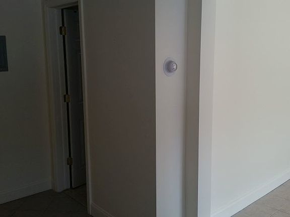 4th image of 6015 Broadway APT 1