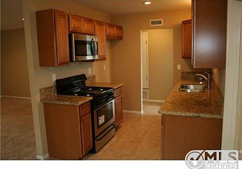 3rd image of 8732 Calle Rosado