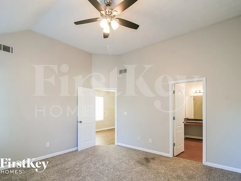 7424 Garnet Dr — Photo 10