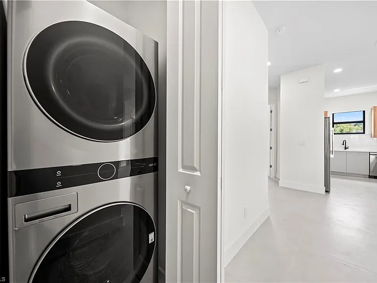 2705 Darlene Pl — Photo 21