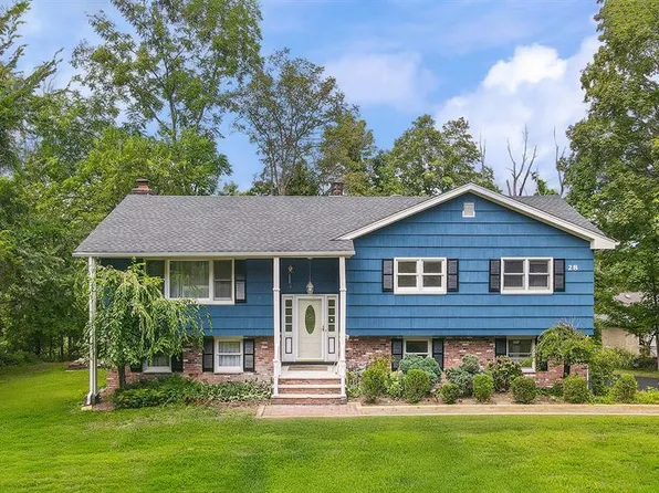 28 Forest Pl, Towaco, NJ 07082
