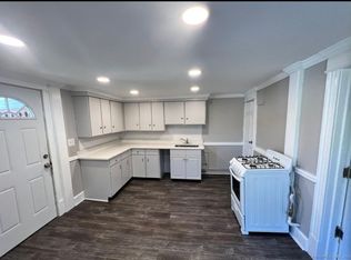 68 Anderson St #3R, Naugatuck, CT 06770