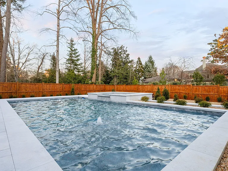 2108 Ridge Rd — Photo 44