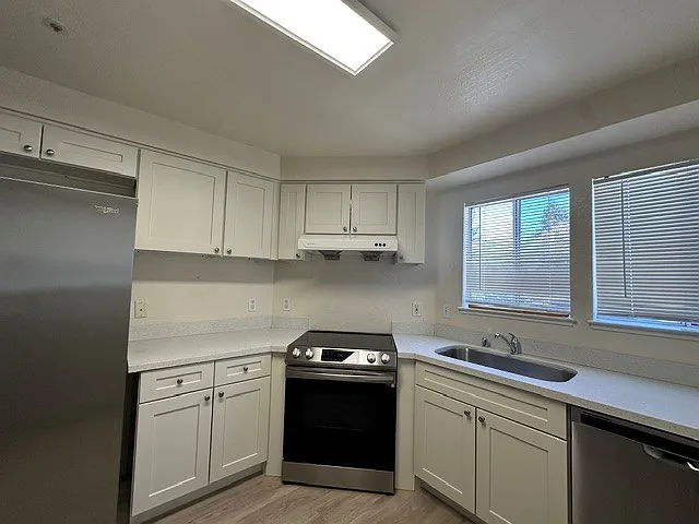1160 Reed Ave — Photo 5