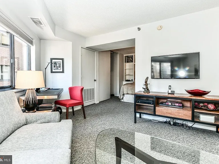 900 N Stafford St #1410 — Photo 19