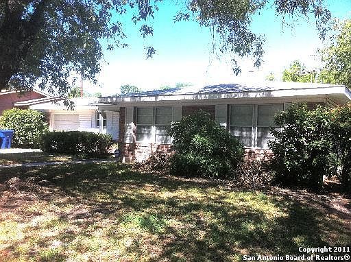 3rd image of 435 E SENOVA DRIVE