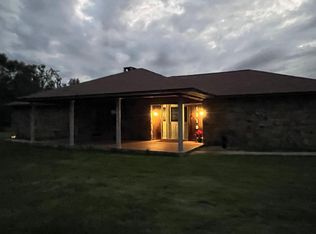 1219 S Wiggins Rd, Plant City, FL 33566