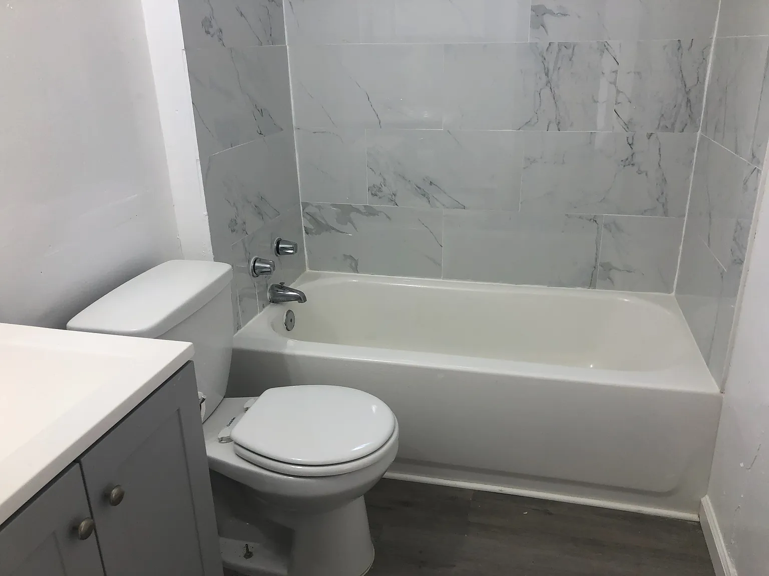 4 bed, 1.5 bath, 1600 sqft, $3,250 — Photo 4
